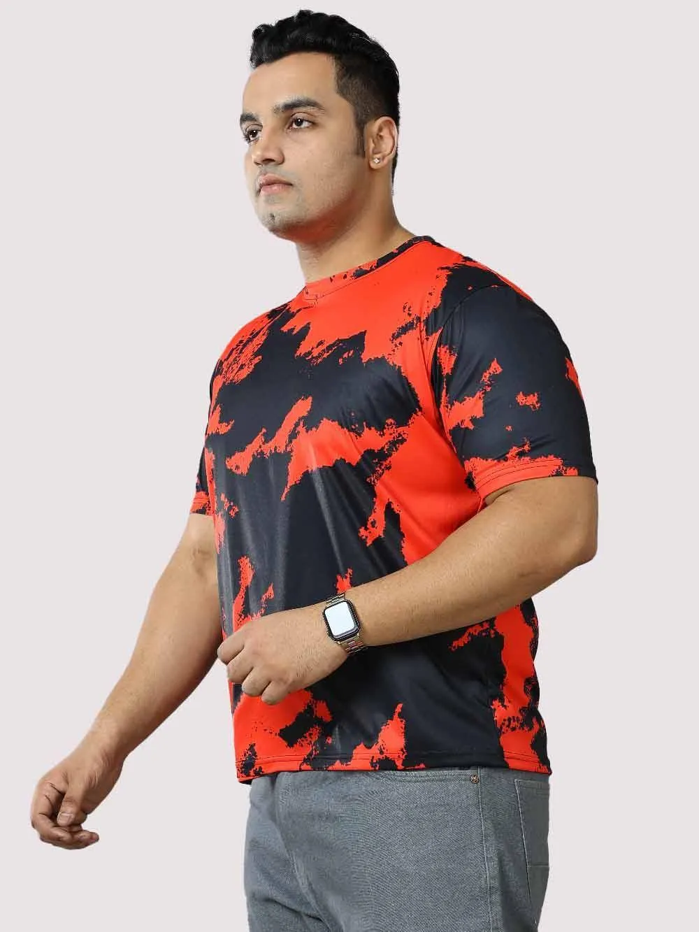 Red & Black Digital Printed Round Neck T-Shirt Men's Plus Size