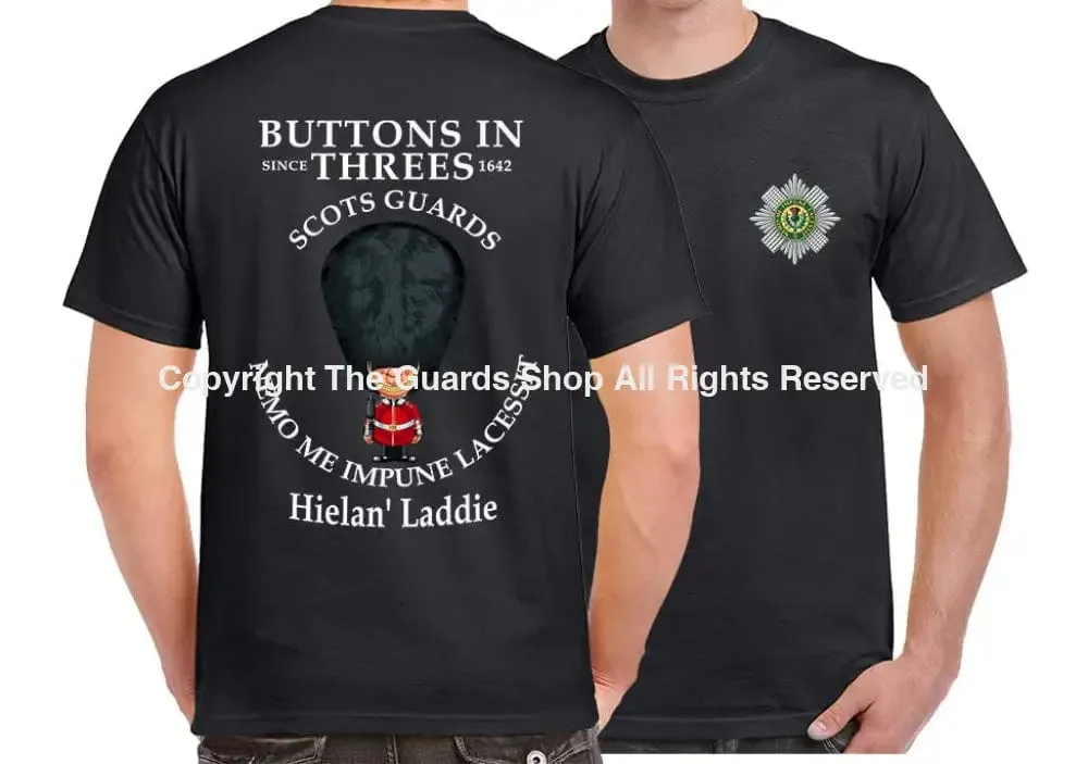 SCOTS GUARDS BUTTONS IN THREE'S DOUBLE PRINT T-Shirt