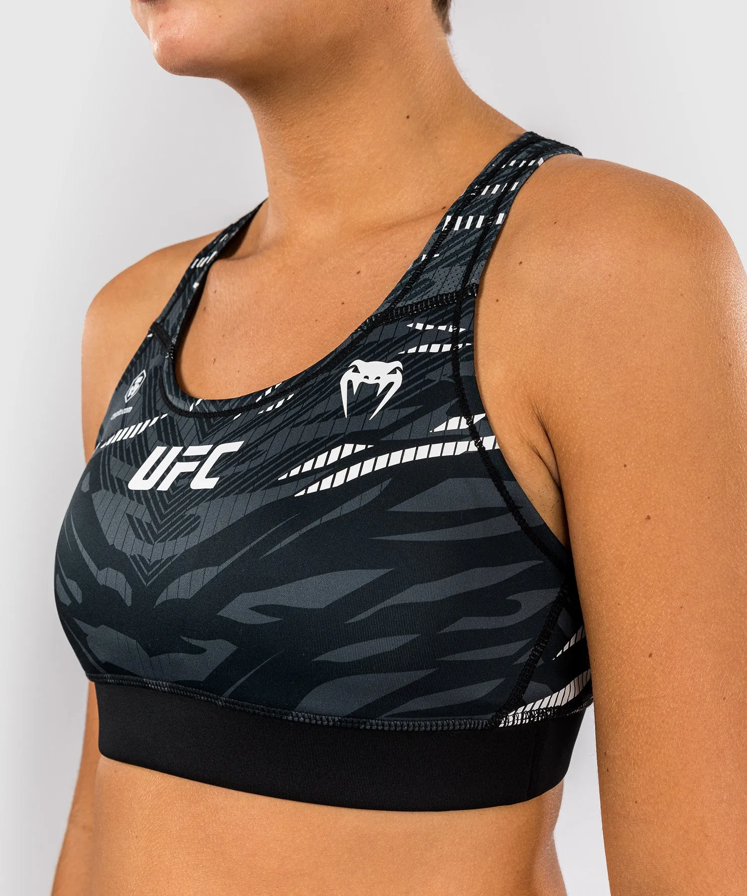 UFC Fusion by Venum Authentic Fight Night Women’s Sports Bra - Black