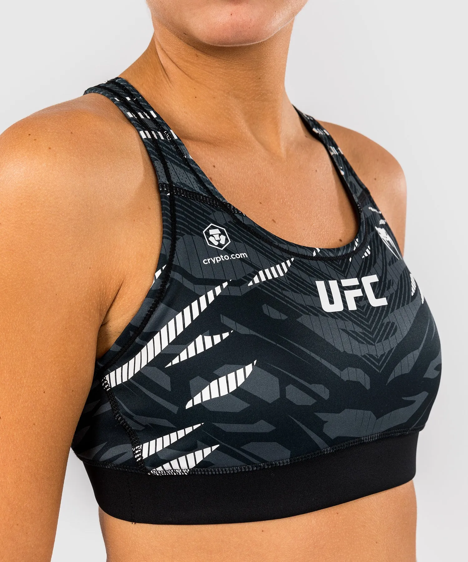 UFC Fusion by Venum Authentic Fight Night Women’s Sports Bra - Black