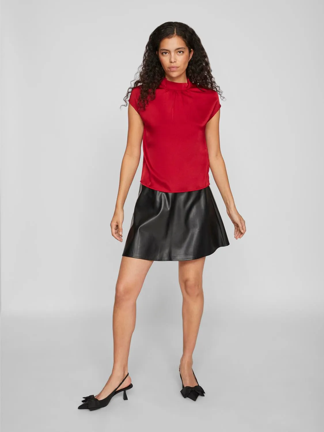 VICORA Top - Fiery Red